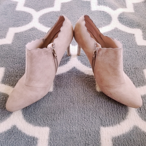 Booties /Shooties "Harlequin", by Mia - Picture 4 of 6